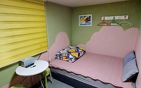 Korstay Guesthouse Seoul Station